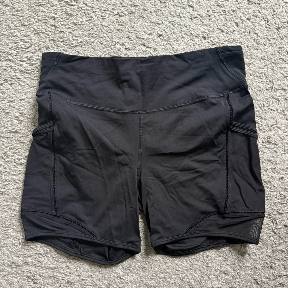 Lululemon fast and free short